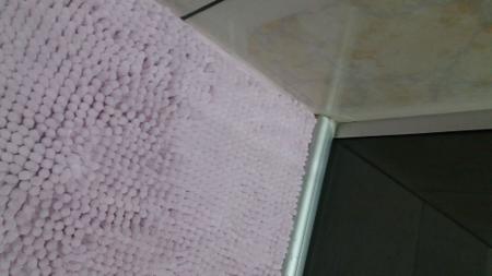 Imagem de Tapete Banheiro Bolinha Microfibra Antiderrapante 40 x 60 cm - FOFINHO