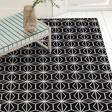 Imagem de Tapete para Sala Cannes 1,35 m x 2,00 m antiderrapante - Preto Cotex