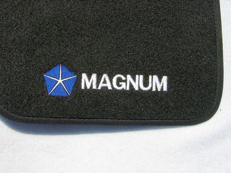 Imagem de Tapetes Personalizados Magnum Dodge Chrysler Pretos Novos!