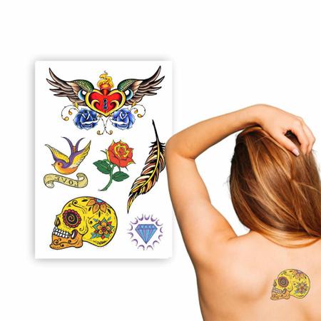 ilustração de doodle vintage de fogo de coração desenhado à mão para cartaz  de adesivos de tatuagem etc 7642485 Vetor no Vecteezy