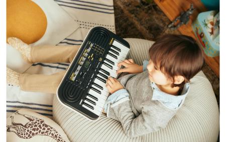 Teclado Musical Infantil Iniciantes 32 Teclas Casio Sa-51 no Shoptime