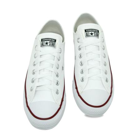 Tênis All Star Converse Chuck Taylor Branco New Malden Imagem de Tênis All Star Converse Chuck Taylor Branco New Malden