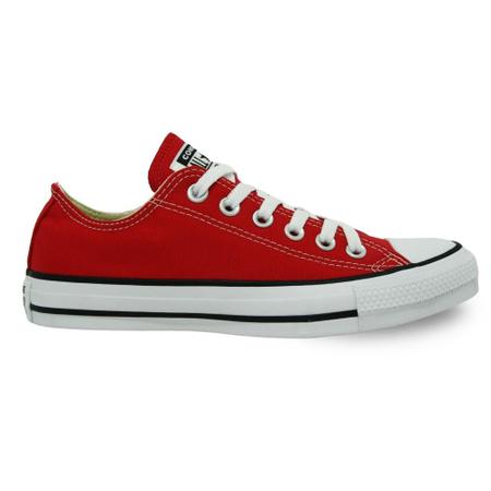 Tênis All Star Converse Chuck Taylor Vermelho Clássico Imagem de Tênis All Star Converse Chuck Taylor Vermelho Clássico