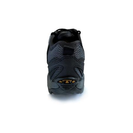 Tenis bull terrier syncron 2025