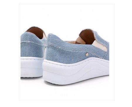 slip on kiara