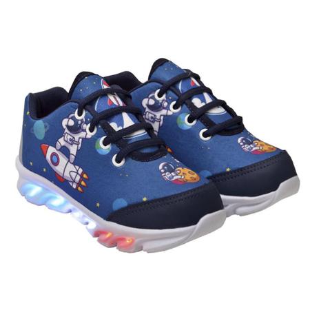 Tênis de Led Ortokids Infantil Menino Astronauta Imagem de Tênis de Led Ortokids Infantil Menino Astronauta