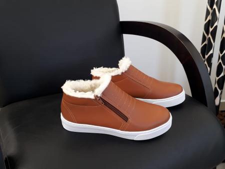 Botinhas peluciadas best sale