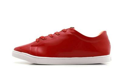 Tenis vermelho hotsell via uno