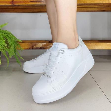 Tenis feminino via marte branco sales