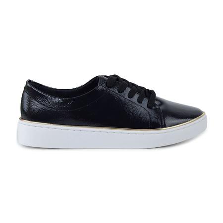 Tenis preto hotsell vizzano verniz