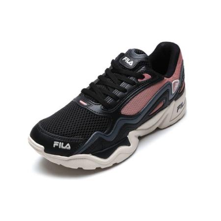 Tenis da fila no pe 2025