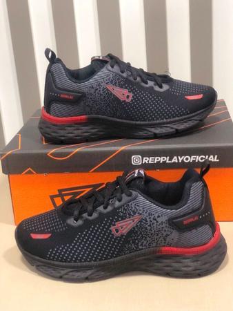 Tênis Infantil Menino Repplay Preto/Vermelho-RP25 Imagem de Tênis Infantil Menino Repplay Preto/Vermelho-RP25