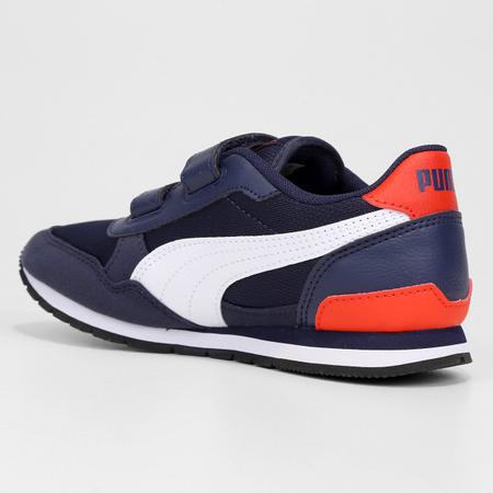 Nike sales st runner