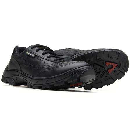 Tenis hotsell militar preto
