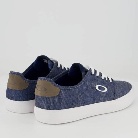 Tênis Oakley Flyer 75 Azul Escuro Imagem de Tênis Oakley Flyer 75 Azul Escuro