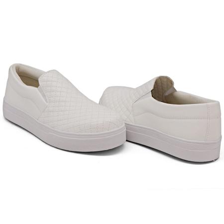 Imagem de Tenis Slip On Casual Yoyo Store Detalhe Textura Matelasse com Sola Alta