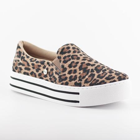 Slip on via hot sale marte animal print