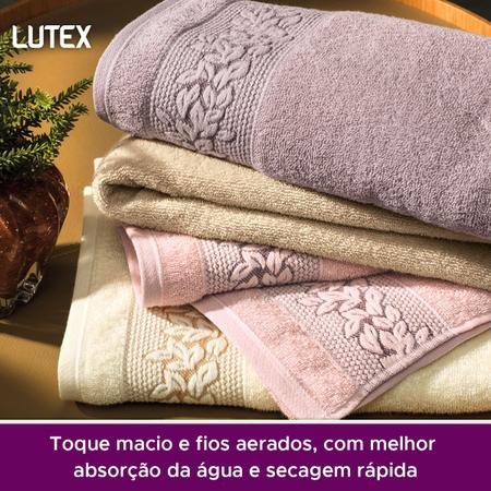 Imagem de Toalha de Banho Karsten Provence 100% Algodão - Barra em Floral Grossa Macia Antipilling - 70 x 135