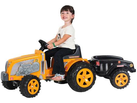 Imagem de Trator Infantil a Pedal Emite Sons Fazendeiro