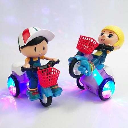 Triciclo Elétrico 360 c/ Luzes e Som Verde/Lilás Pilhas - Kaztelo Imagem de Triciclo Elétrico 360 c/ Luzes e Som Verde/Lilás Pilhas