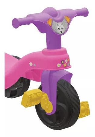 Triciclo Infantil Com Pedal Motoca Menina Suporta ate 24kg Velotrol Tico  Tico Aprox 2 anos