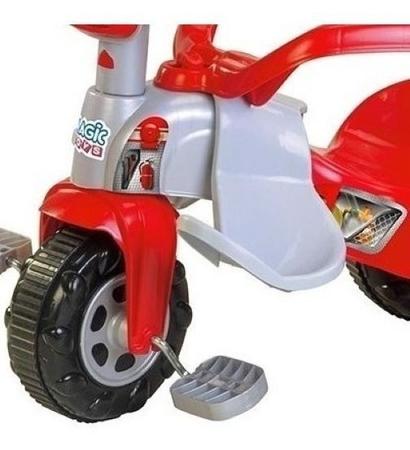 Triciclo Motoca Infantil Menino Bombeiro C/ Som - Samba Toys com o