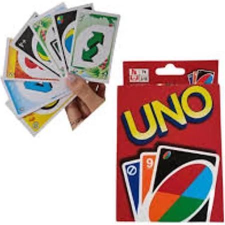 Uno Jogo De Cartas