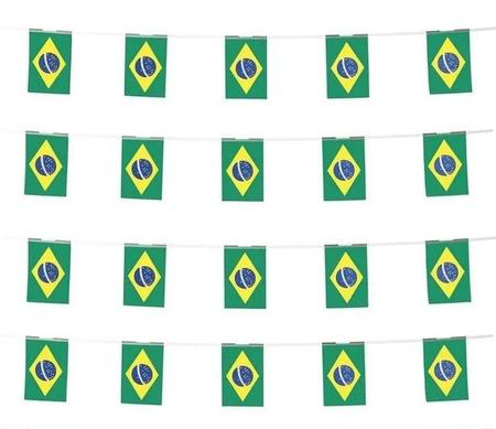 Imagem de Varal Bandeira Do Brasil C/ 20 Bandeirinhas Em Tecido 6m