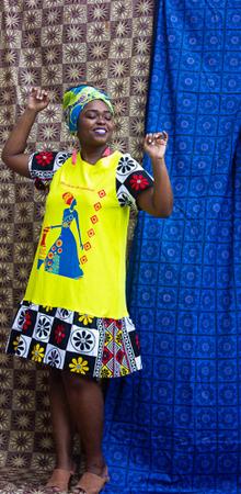Vestidos com 2025 tecido africano