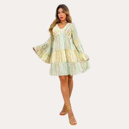Vestido Curto Boho Chic De Crepe Com Manga Flare - Bella Modas Imagem de Vestido Curto Boho Chic De Crepe Com Manga Flare