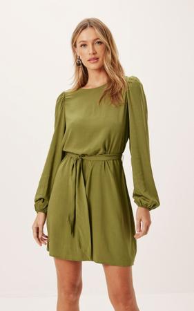 Vestido curto manga longa com faixa cor verde aspargo. Tam. M