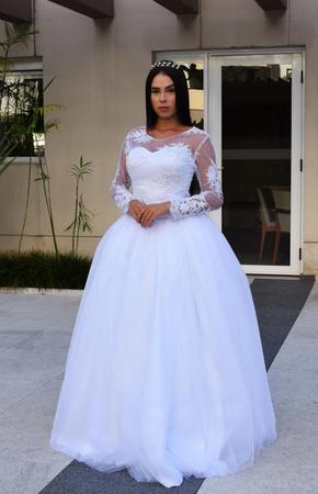 Vestido De Noiva ou 15 anos com saia princesa sem cauda Decote e