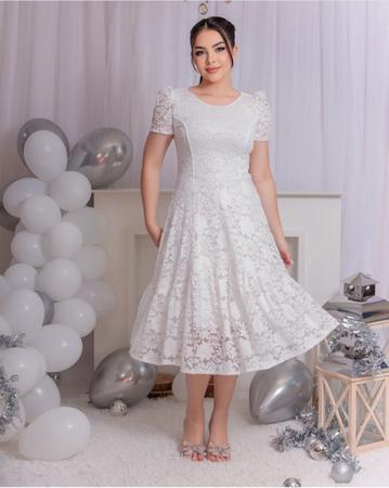 Vestido de renda para o ano novo 2025