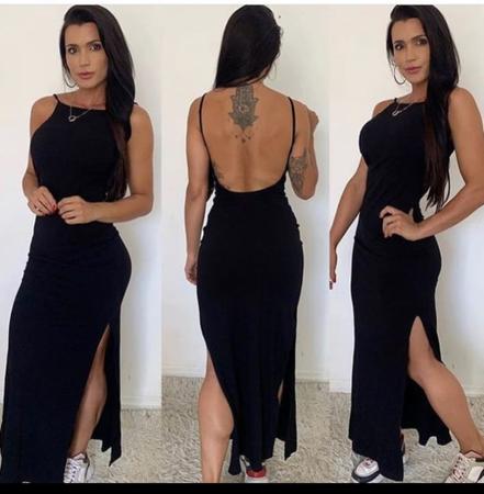 Vestido longo canelado com cheap tenis