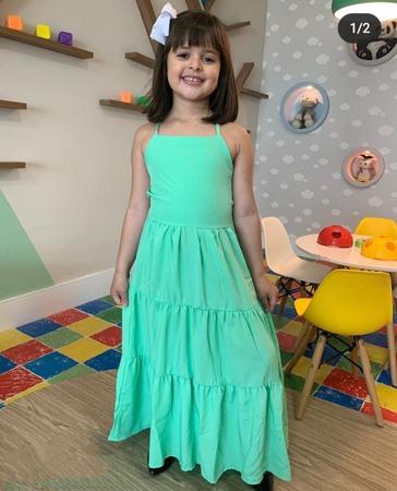 Modelo de sale vestido infantil longo