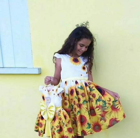 Vestido tema girassol hot sale
