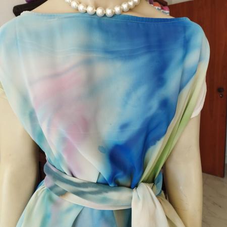 Vestido solto de best sale seda