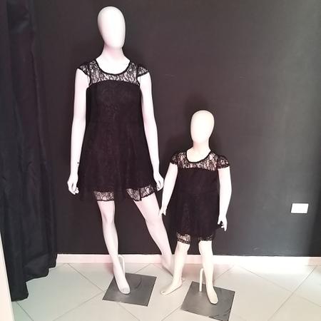 Vestido renda tal mae best sale tal filha