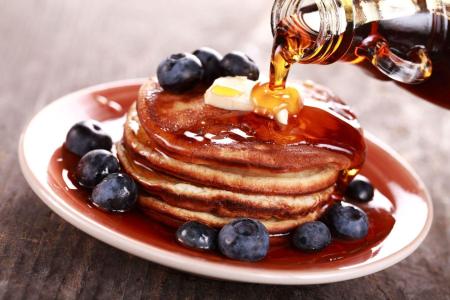 Xarope De Maple 100% Stuttgart Escuro Importado Canada 250Ml - Maple Syrup Imagem de Xarope De Maple 100% Stuttgart Escuro Importado Canada 250Ml
