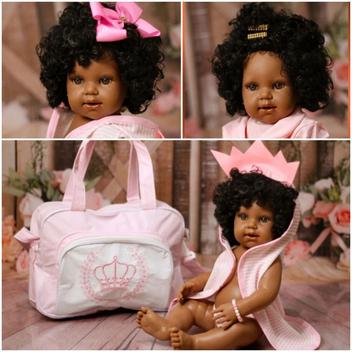 Boneca Bebê Reborn Realista Negra 20 Itens Bolsa Maternidade na Americanas  Empresas