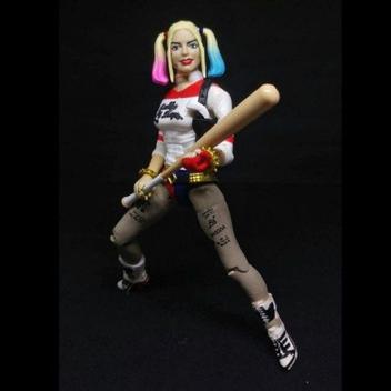 Boneca Arlequina Multiverso DC Comics - Fun - Bonecas - Magazine Luiza