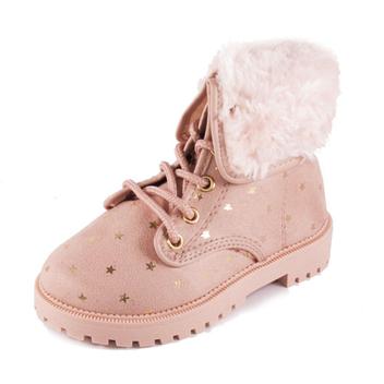 bota de camurça com pelinho