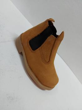 Botina pe sales de ferro