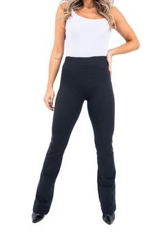 calça flare boca pequena