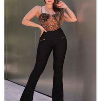 Calça flare malha crepe bolso com zíper moda elegante feminina