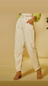 Calça branca cheap forum