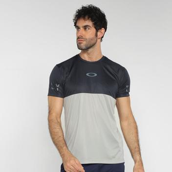 Camiseta Oakley Trn Ss II Masculina - Camisa e Camiseta Esportiva -  Magazine Luiza