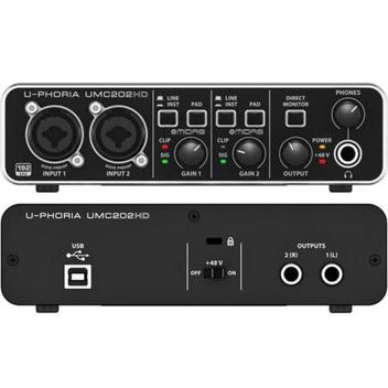 Interface de Áudio Behringer UMC202HD USB - UMC 202 HD - Interface