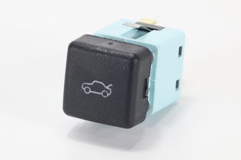 Interruptor De Destrava Do Porta Malas Sedan Pecas Genuinas Gm