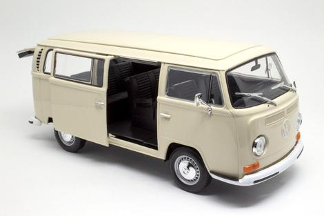 WELLY 1/24 - VOLKSWAGEN Combi T2 Bus - 1972